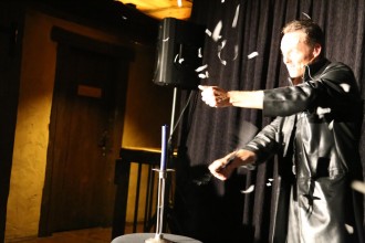 69cash_war_race_2016_521   